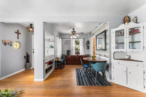 Dining - 44709 Fig Ave, Lancaster, CA 93534 photo 2 of 2