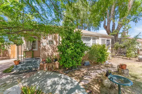 Exterior - 44709 Fig Ave, Lancaster, CA 93534 photo 3 of 16