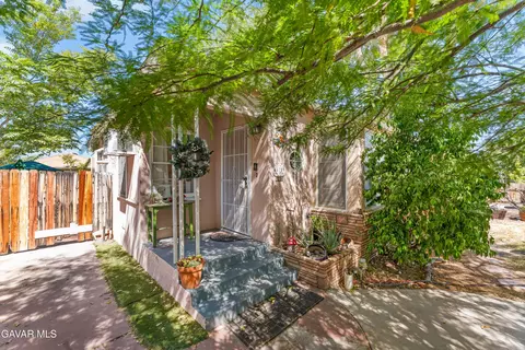 Exterior - 44709 Fig Ave, Lancaster, CA 93534 photo 6 of 16