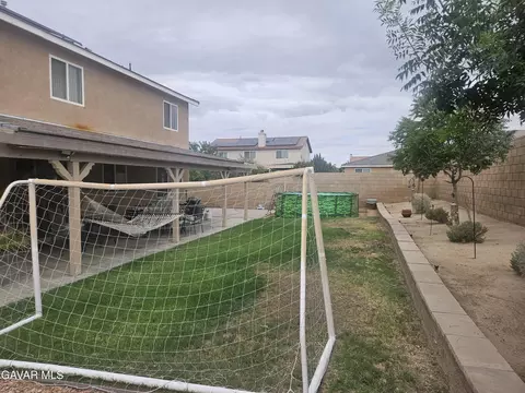 Exterior - 1054 E Avenue K-11, Lancaster, CA 93535 photo 8 of 12