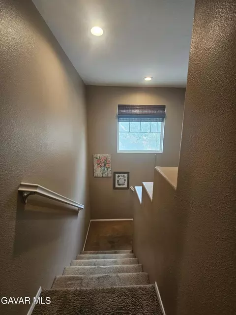 Entry Way - 1054 E Avenue K-11, Lancaster, CA 93535 photo 3 of 3