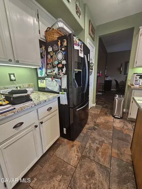 Kitchen - 1054 E Avenue K-11, Lancaster, CA 93535 photo 1 of 5