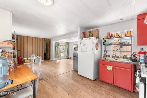 Kitchen - 1617 E Avenue I #42, Lancaster, CA 93535 photo 3 of 3