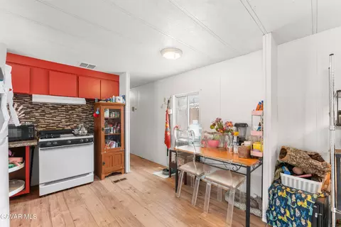 Kitchen - 1617 E Avenue I #42, Lancaster, CA 93535 photo 1 of 3