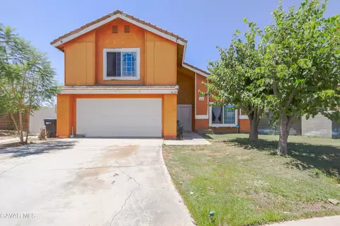Exterior - 38605 Bitter Root Rd, Palmdale, CA 93550 photo 2 of 7