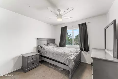 Bedroom - 45554 Robinson Dr, Lancaster, CA 93535 photo 3 of 7