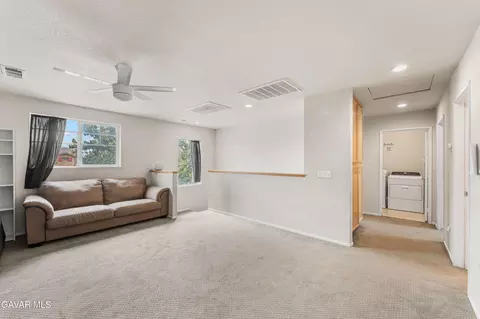 Entry Way - 45554 Robinson Dr, Lancaster, CA 93535 photo 2 of 2