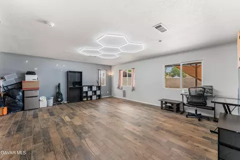 Other - 45554 Robinson Dr, Lancaster, CA 93535 photo 5 of 8