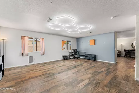 Living - 45554 Robinson Dr, Lancaster, CA 93535 photo 2 of 2