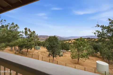 Other - 20526 Oak Pass Ave, Tehachapi, CA 93561 photo 3 of 17