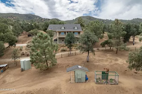 Other - 20526 Oak Pass Ave, Tehachapi, CA 93561 photo 15 of 17
