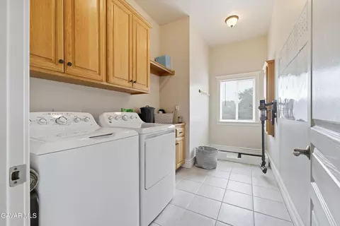 Other - 20526 Oak Pass Ave, Tehachapi, CA 93561 photo 7 of 17