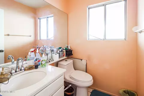 Bath - 1307 Marion Ave, Lancaster, CA 93535 photo 1 of 3