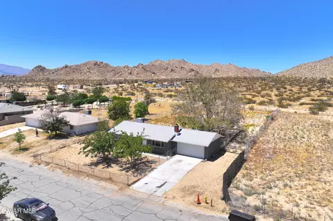 View/Area - 39523 E 161st St, Palmdale, CA 93591 photo 4 of 4