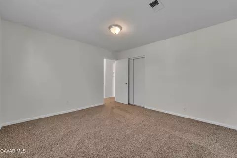 Bedroom - 42865 Normandy Ln, Lancaster, CA 93536 photo 2 of 4
