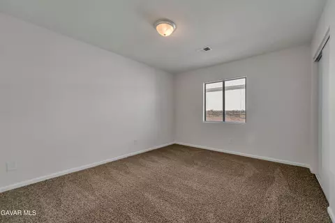 Bedroom - 42865 Normandy Ln, Lancaster, CA 93536 photo 3 of 4