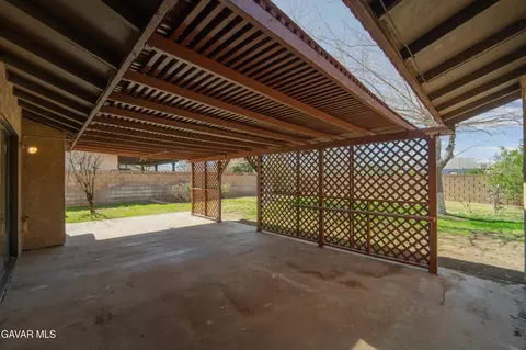Exterior - 42865 Normandy Ln, Lancaster, CA 93536 photo 6 of 6