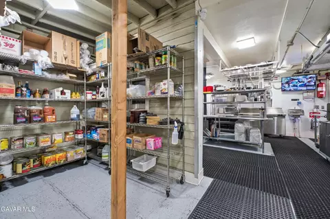 Kitchen - Undisclosed, Caliente, CA 93518 photo 3 of 6