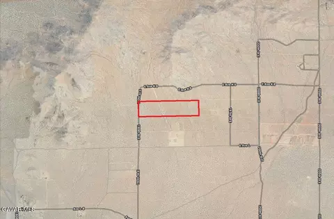 190 Th St E, Lancaster, CA 93535 photo 3