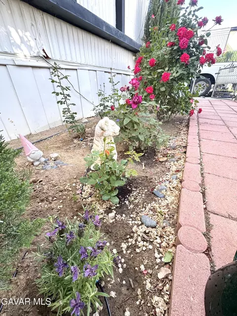 Exterior - 43850 E 20th St #289, Lancaster, CA 93535 photo 1 of 3