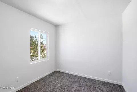 Bedroom - 2494 Nadean, Mojave, CA 93501 photo 3 of 5