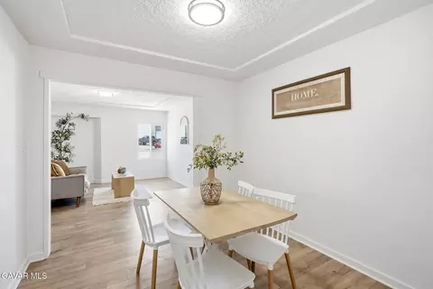 Dining - 2494 Nadean, Mojave, CA 93501 photo 2 of 2
