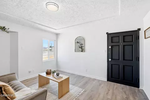 Entry Way - 2494 Nadean, Mojave, CA 93501 photo 1 of 2