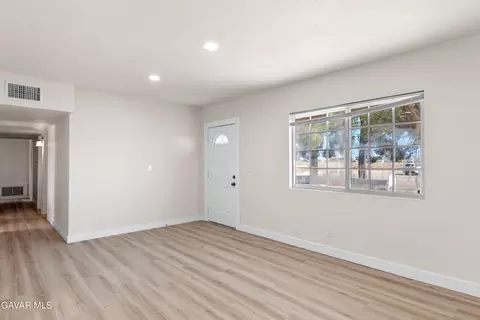Living - 27201 Carmichael St, Boron, CA 93516 photo 2 of 3