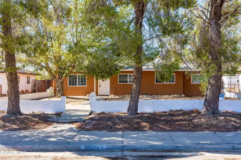 Exterior - 27201 Carmichael St, Boron, CA 93516 photo 8 of 8