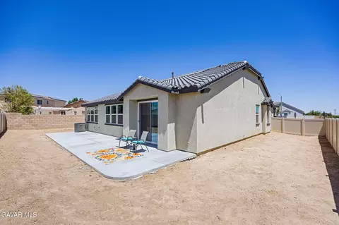 Exterior - 45111 Westview Dr, Lancaster, CA 93536 photo 3 of 4