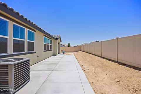 Exterior - 45111 Westview Dr, Lancaster, CA 93536 photo 4 of 4