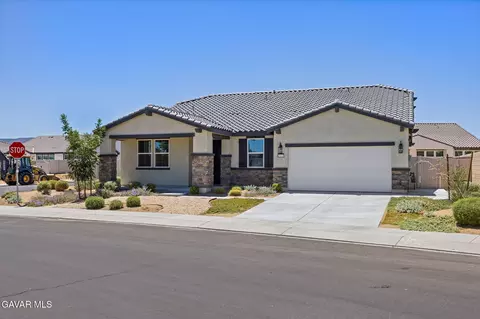 Other - 45111 Westview Dr, Lancaster, CA 93536 photo 1 of 5