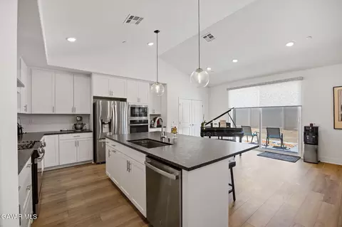Kitchen - 45111 Westview Dr, Lancaster, CA 93536 photo 1 of 3