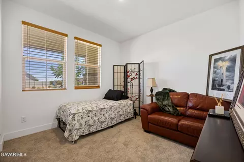 Bedroom - 45111 Westview Dr, Lancaster, CA 93536 photo 1 of 5