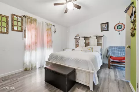 Bedroom - 350 E San Jacinto Ave #178, Perris, CA 92570 photo 1 of 6