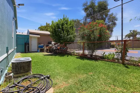 Exterior - 350 E San Jacinto Ave #178, Perris, CA 92570 photo 2 of 3