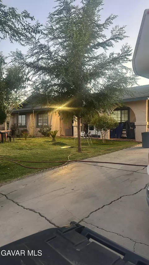 20900 Georgetown St, California City, CA 93505