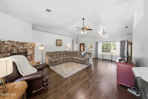 Other - 29960 Caddy Ln, Tehachapi, CA 93561 photo 2 of 9