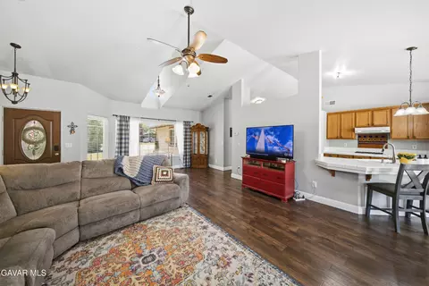 Other - 29960 Caddy Ln, Tehachapi, CA 93561 photo 1 of 9