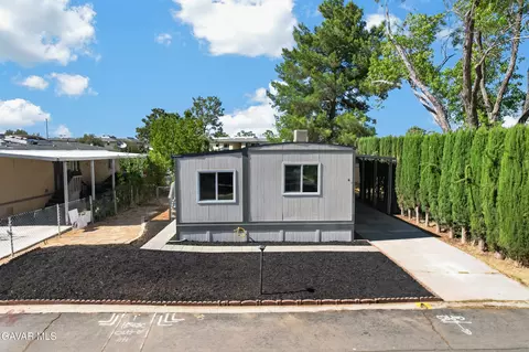 Other - 43850 E 20th St #4, Lancaster, CA 93535 photo 2 of 11