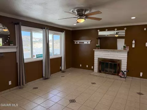 Living - 40103 169th St E, Palmdale, CA 93591 photo 1 of 1