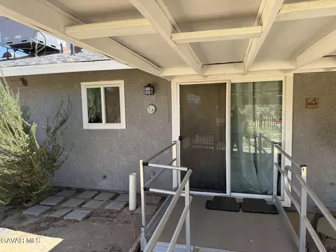 Exterior - 40103 169th St E, Palmdale, CA 93591 photo 3 of 13