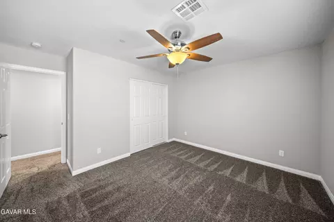 2009 E Jenner St, Lancaster, CA 93535 photo 8