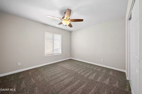 2009 E Jenner St, Lancaster, CA 93535 photo 11