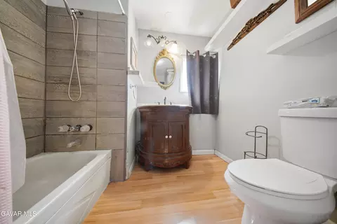 Bath - 2016 Windharp Dr #45, Rosamond, CA 93560 photo 1 of 1