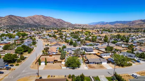 View/Area - 21511 San Gabriel Dr, Tehachapi, CA 93561 photo 8 of 8