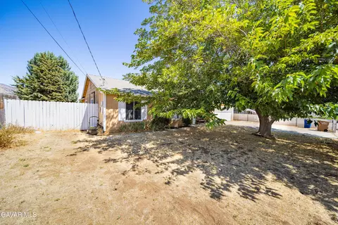 Exterior - 21511 San Gabriel Dr, Tehachapi, CA 93561 photo 1 of 1
