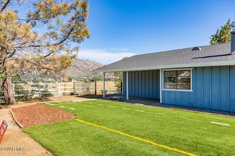 Exterior - 20440 Clubview Ct, Tehachapi, CA 93561 photo 5 of 8