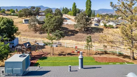 Exterior - 20440 Clubview Ct, Tehachapi, CA 93561 photo 6 of 8