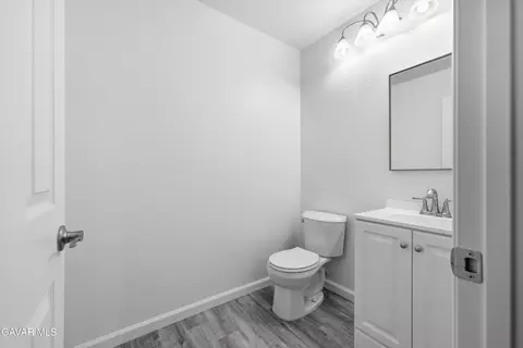 Bath - 3022 Caruso Ln, Lancaster, CA 93536 photo 1 of 3